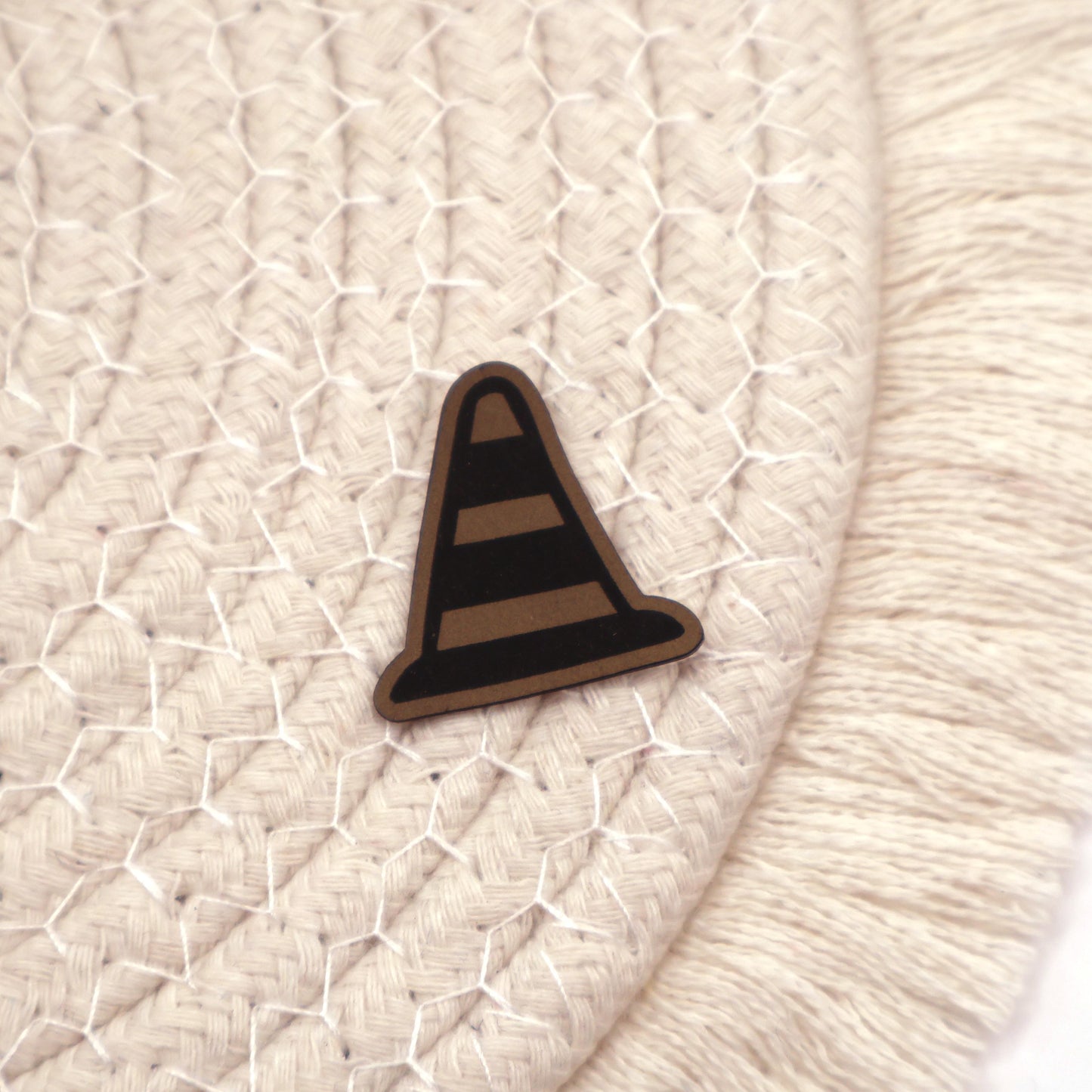 Verkehrshütchen - Kunstleder Patch zum Aufbügeln