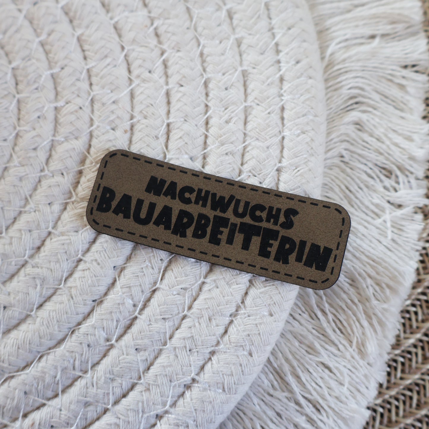 Nachwuchs Bauarbeiterin - Kunstleder Patch zum Aufbügeln
