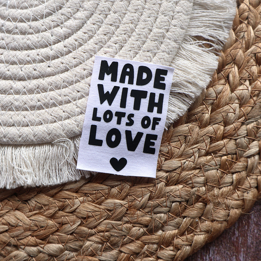 Bügelbild Made with Lots of Love